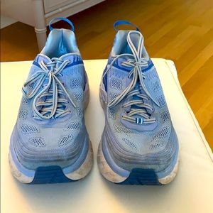 Hoka One One Bondi 6